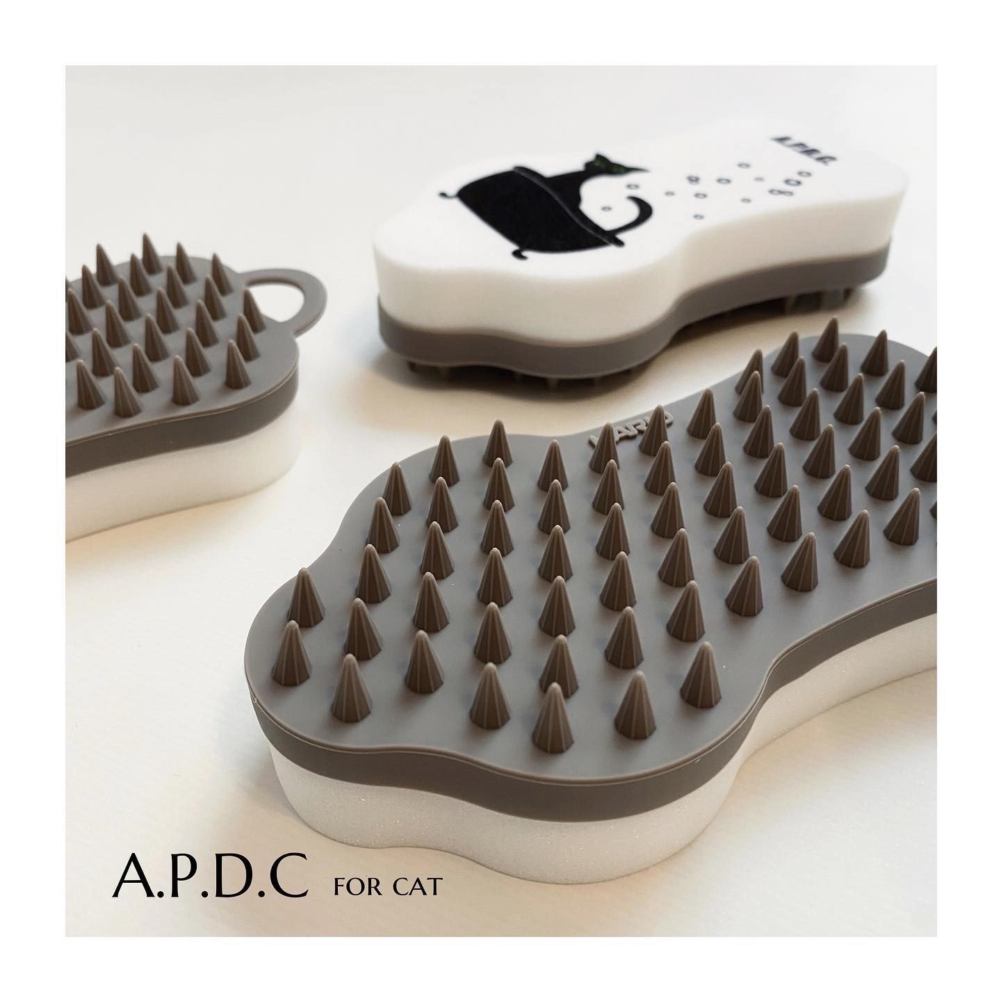 A.P.D.C.沐沐喵 萬能梳1入