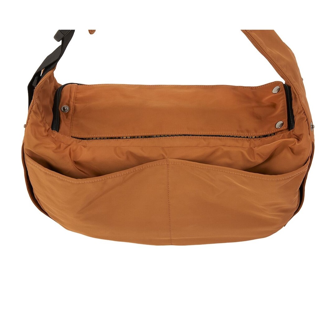 SLEEVE SHOULDER BAG 斜背式口蓋包(灰色)