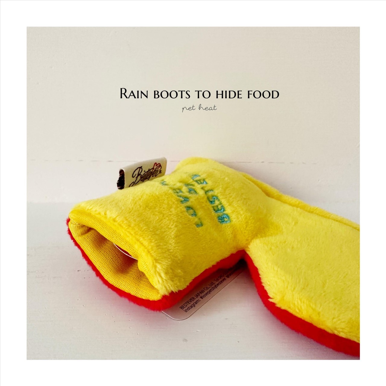 雙面雨鞋藏食玩具