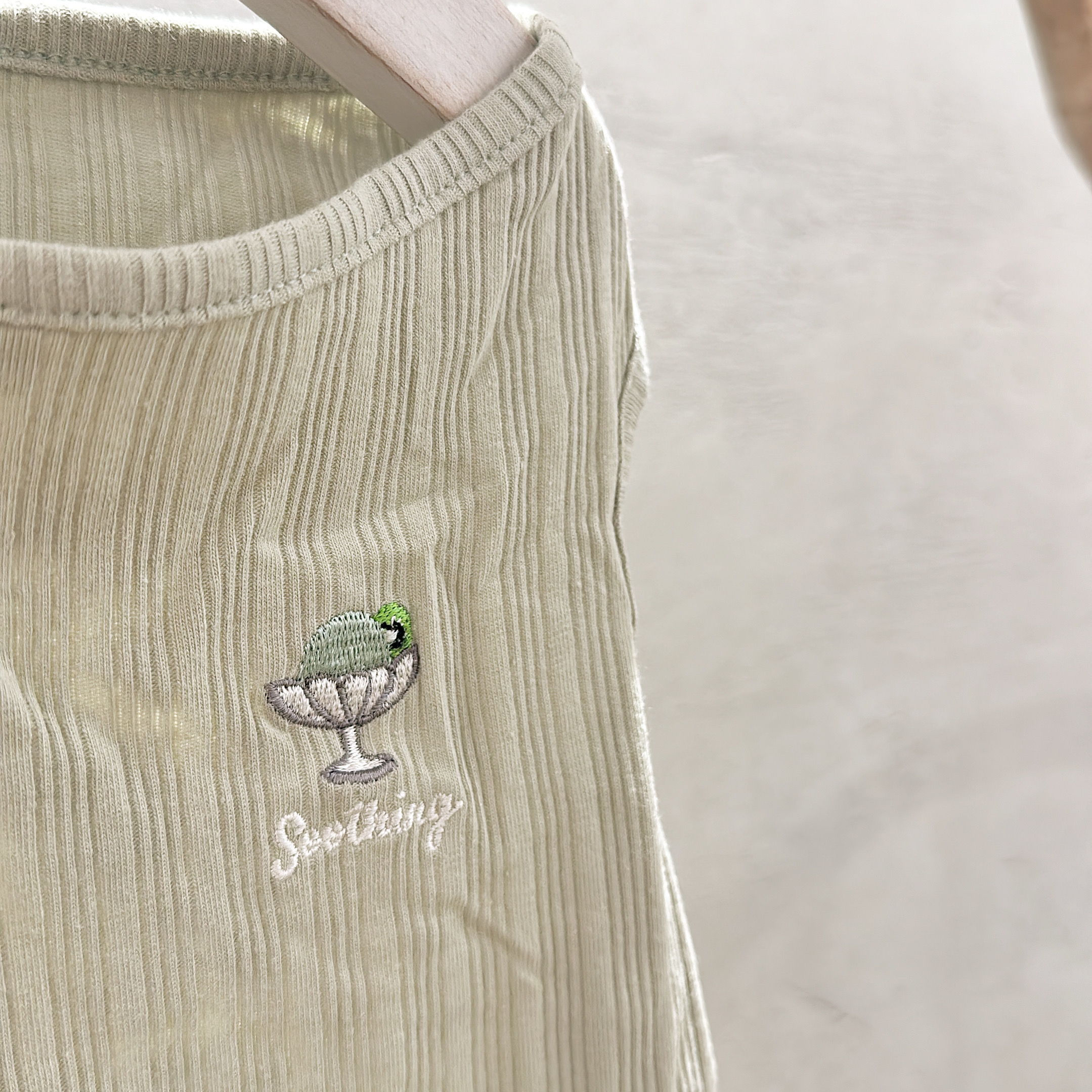 SALE |  薄荷綠刺繡聖代拼接洋裝  XL/XXL