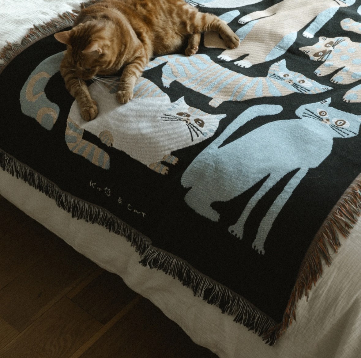 Multi Blanket “nekomoyou” 坪井香保里 藝術毯