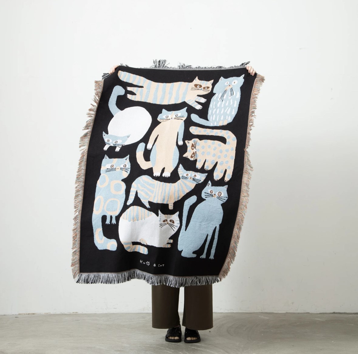 Multi Blanket “nekomoyou” 坪井香保里 藝術毯