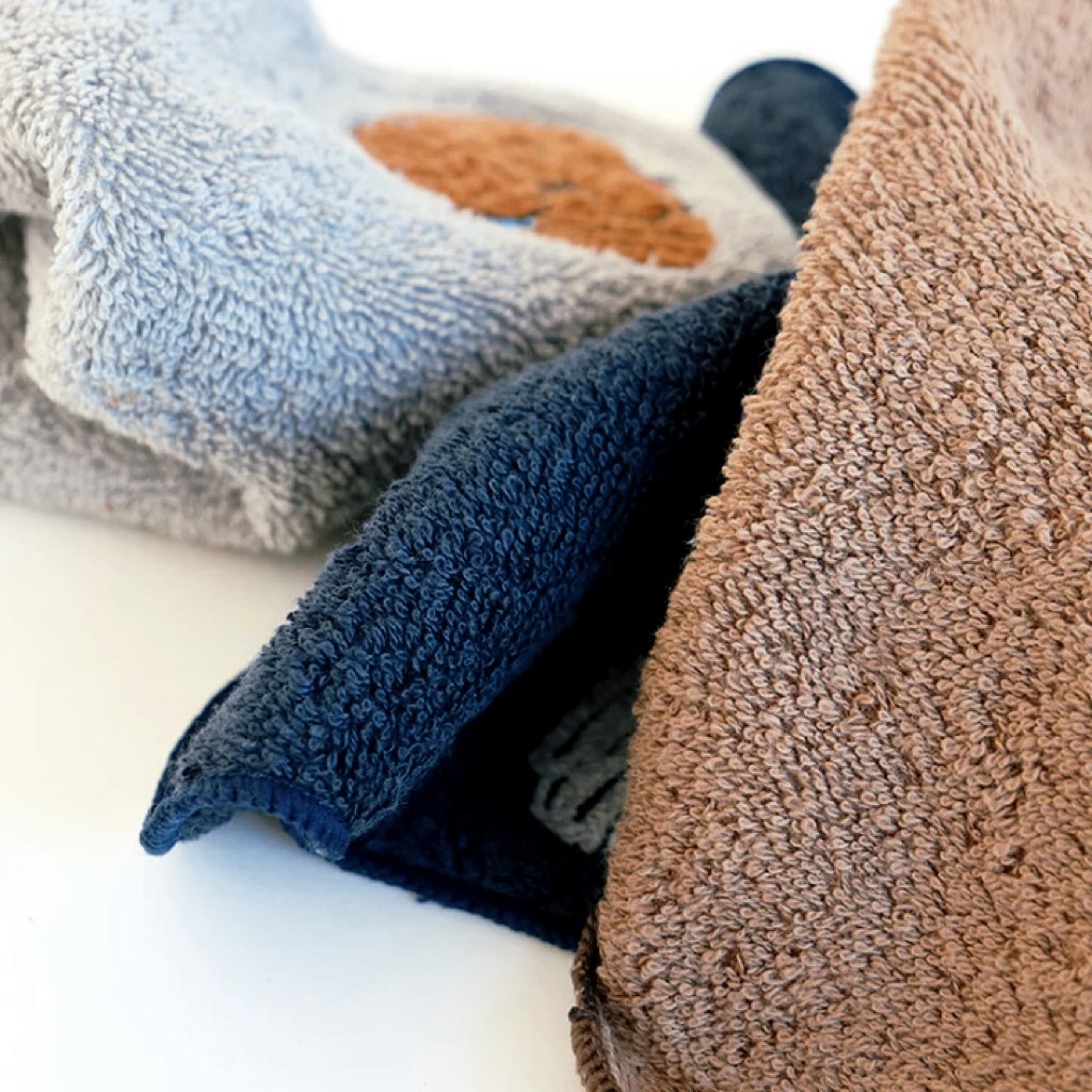 日本插畫家手繪動物小方巾